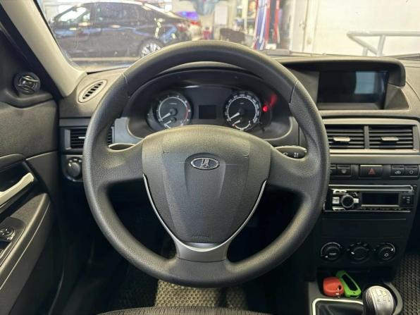 Lada (ВАЗ) Priora I Рестайлинг с пробегом 2017 года, цена 636 000 рублей, 143000 км, седан, Автокод Объявления