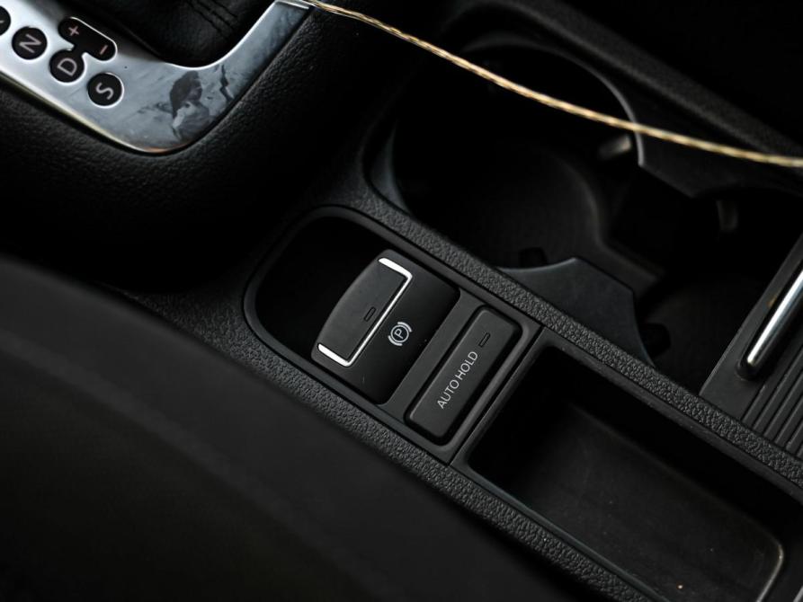 Volkswagen Tiguan I Рестайлинг Санкт-Петербург  - изображение 11