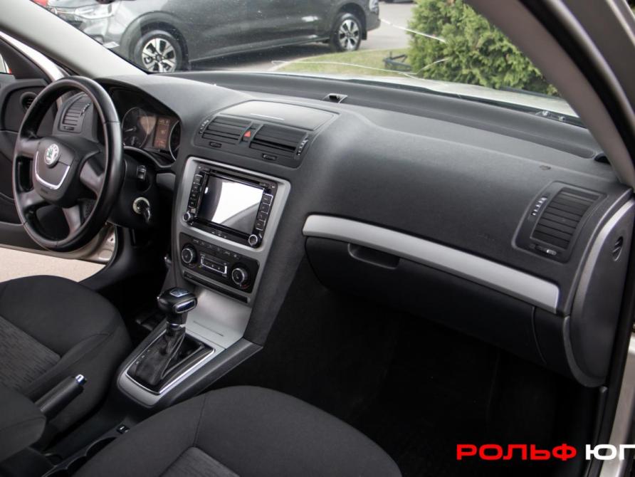 Skoda Octavia II (A5) Рестайлинг Москва  - изображение 8