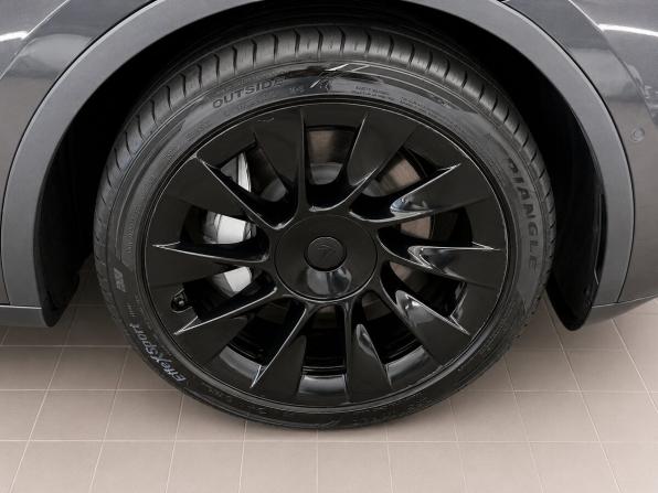Tesla Model Y I с пробегом 2021 года, цена 4 000 000 рублей, 129450 км, внедорожник, Автокод Объявления
