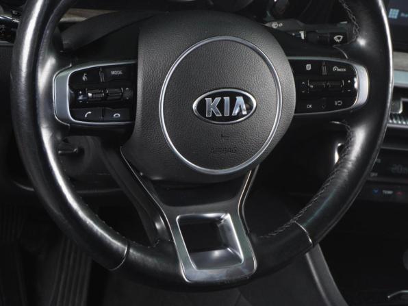 Kia K5 III с пробегом 2020 года, цена 3 019 000 рублей, 95183 км, седан, Автокод Объявления