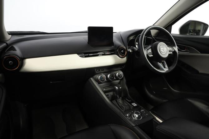 Mazda CX-3 I Рестайлинг с пробегом 2022 года, цена 2 189 000 рублей, 37000 км, внедорожник, Автокод Объявления