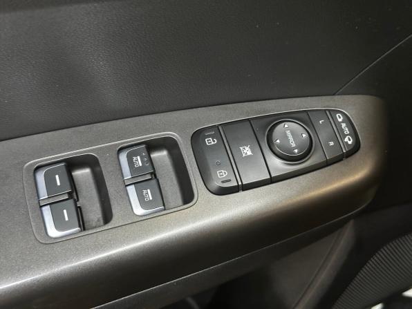 Kia Sportage IV с пробегом 2017 года, цена 1 870 000 рублей, 117567 км, внедорожник, Автокод Объявления