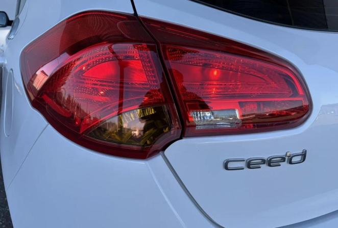 Kia Ceed II Рестайлинг с пробегом 2016 года, цена 1 225 000 рублей, 151740 км, хэтчбек, Автокод Объявления