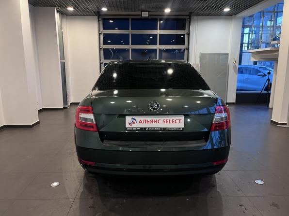 Skoda Octavia III (A7) Рестайлинг с пробегом 2019 года, цена 1 671 000 рублей, 142935 км, лифтбек, Автокод Объявления