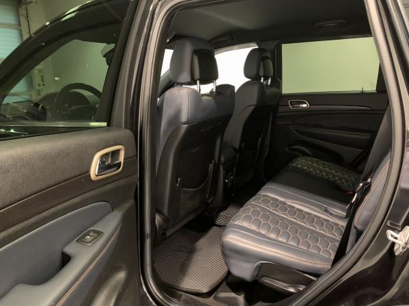 Jeep Grand Cherokee IV (WK2) Рестайлинг с пробегом 2013 года, цена 1 799 000 рублей, 185379 км, внедорожник, Автокод Объявления