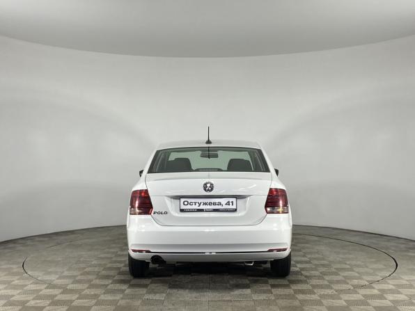 Volkswagen Polo V Рестайлинг с пробегом 2019 года, цена 1 070 000 рублей, 104976 км, седан, Автокод Объявления