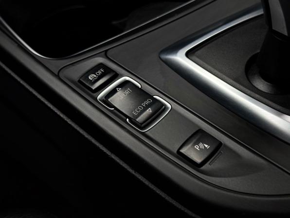 BMW 3 серии VI (F3x) с пробегом 2012 года, цена 1 999 000 рублей, 298000 км, седан, Автокод Объявления