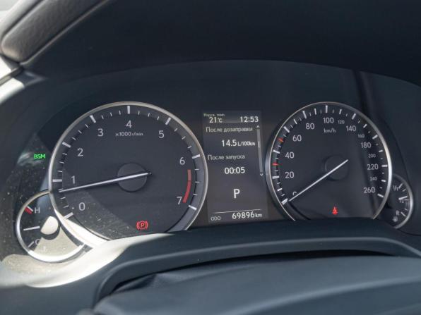 Lexus RX IV Рестайлинг с пробегом 2021 года, цена 5 899 000 рублей, 69896 км, внедорожник, Автокод Объявления