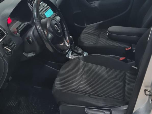Volkswagen Polo V с пробегом 2013 года, цена 794 000 рублей, 236512 км, седан, Автокод Объявления