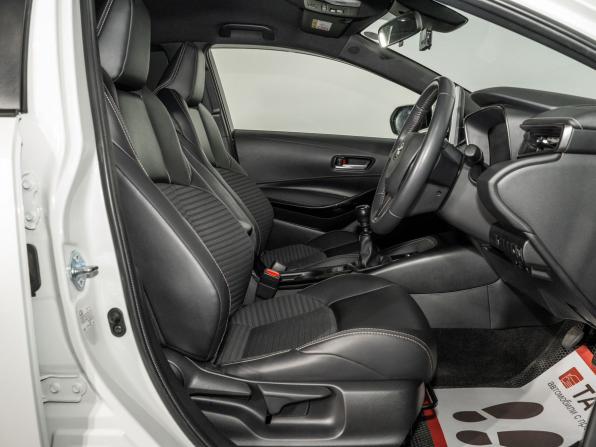 Toyota Corolla XII (E210) с пробегом 2020 года, цена 1 745 000 рублей, 31228 км, универсал, Автокод Объявления
