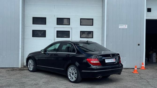 Mercedes-Benz C-Класс III (W204) Рестайлинг с пробегом 2012 года, цена 1 850 000 рублей, 120000 км, седан, Автокод Объявления