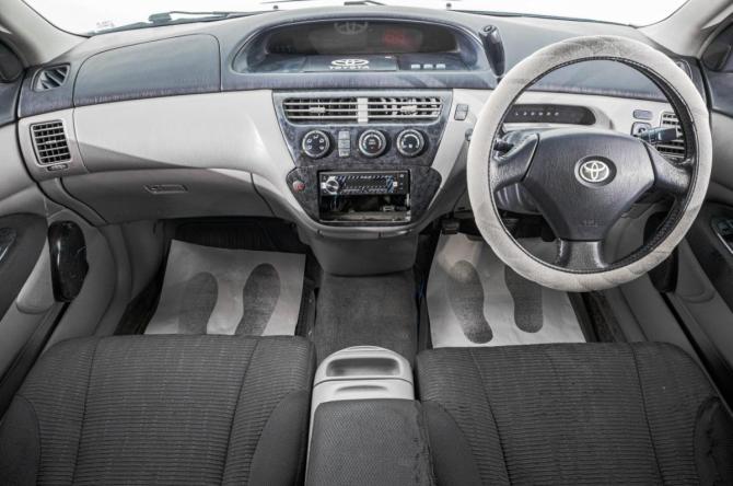 Toyota Vista V (V50) с пробегом 2000 года, цена 659 000 рублей, 300000 км, универсал, Автокод Объявления