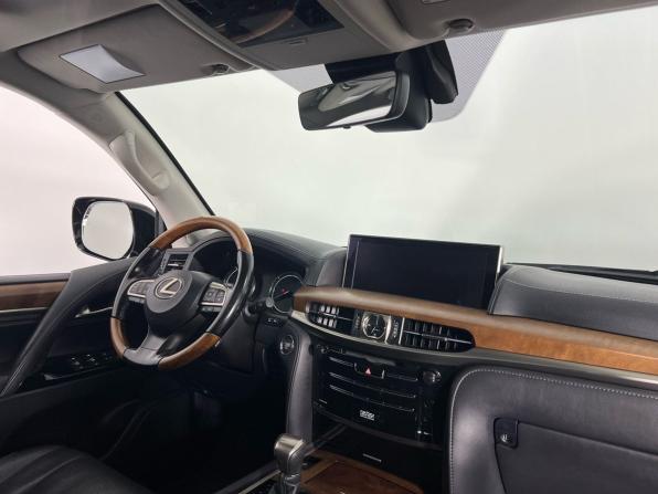Lexus LX III Рестайлинг 2 с пробегом 2017 года, цена 6 899 000 рублей, 166000 км, внедорожник, Автокод Объявления