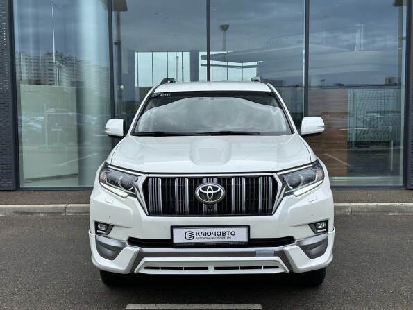 Toyota Land Cruiser Prado 150 Series Рестайлинг 2 с пробегом 2019 года, цена 4 570 000 рублей, 260000 км, внедорожник, Автокод Объявления