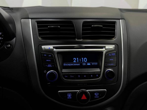 Hyundai Solaris I Рестайлинг с пробегом 2016 года, цена 820 000 рублей, 197138 км, хэтчбек, Автокод Объявления