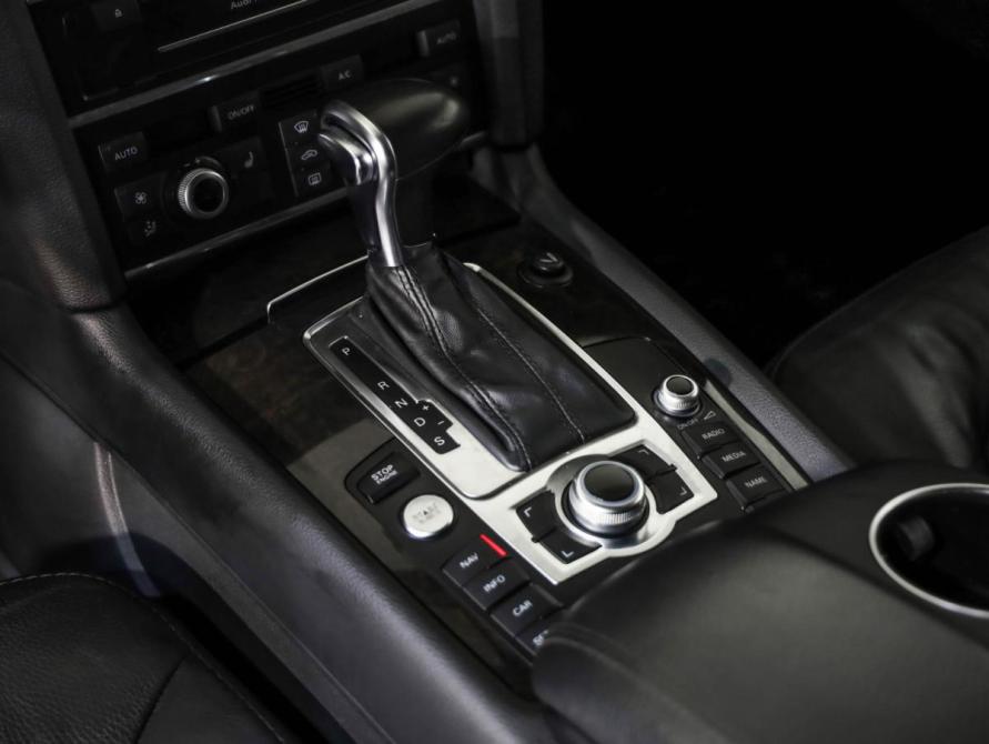 Audi Q7 I (4L) Рестайлинг Санкт-Петербург  - изображение 16
