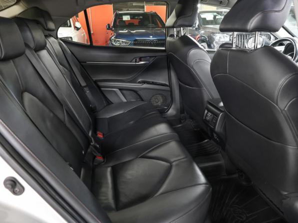 Toyota Camry VIII (XV70) с пробегом 2019 года, цена 2 098 000 рублей, 128324 км, седан, Автокод Объявления