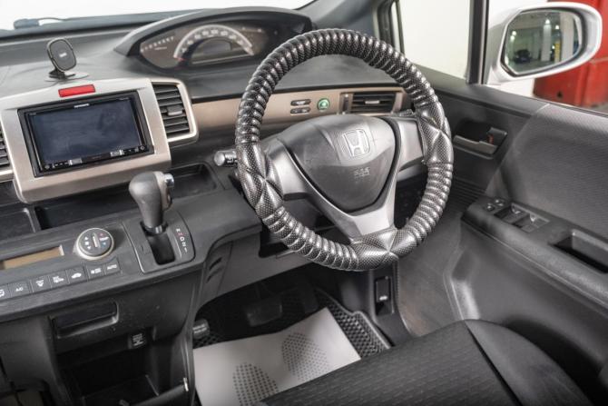 Honda Freed I с пробегом 2012 года, цена 1 199 000 рублей, 168000 км, компактвэн, Автокод Объявления