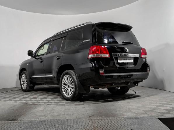 Toyota Land Cruiser 200 Series с пробегом 2011 года, цена 2 990 000 рублей, 158000 км, внедорожник, Автокод Объявления