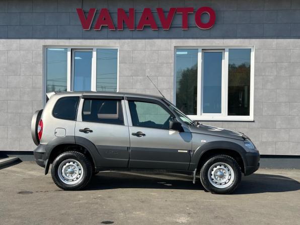 Chevrolet Niva I Рестайлинг с пробегом 2016 года, цена 700 000 рублей, 125266 км, внедорожник, Автокод Объявления