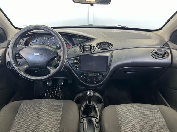 Ford Focus I Рестайлинг с пробегом 2004 года, цена 259 000 рублей, 266232 км, седан, Автокод Объявления