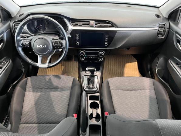 Kia Rio IV Рестайлинг с пробегом 2022 года, цена 1 799 000 рублей, 108175 км, седан, Автокод Объявления