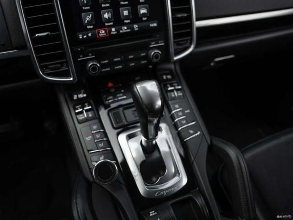 Porsche Cayenne II Рестайлинг (958) с пробегом 2018 года, цена 5 590 000 рублей, 122300 км, внедорожник, Автокод Объявления