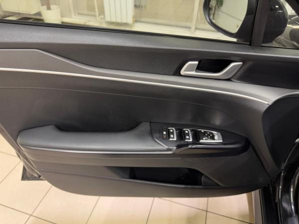 Kia K5 III с пробегом 2021 года, цена 2 099 000 рублей, 115729 км, седан, Автокод Объявления