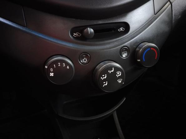 Chevrolet Spark III с пробегом 2011 года, цена 440 000 рублей, 135178 км, хэтчбек, Автокод Объявления