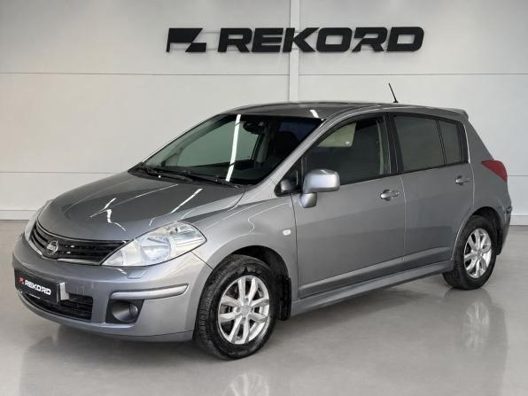 Nissan Tiida I Рестайлинг с пробегом 2013 года, цена 779 000 рублей, 216374 км, хэтчбек, Автокод Объявления