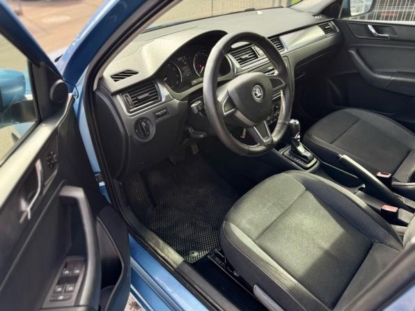 Skoda Rapid I с пробегом 2014 года, цена 719 000 рублей, 235541 км, лифтбек, Автокод Объявления