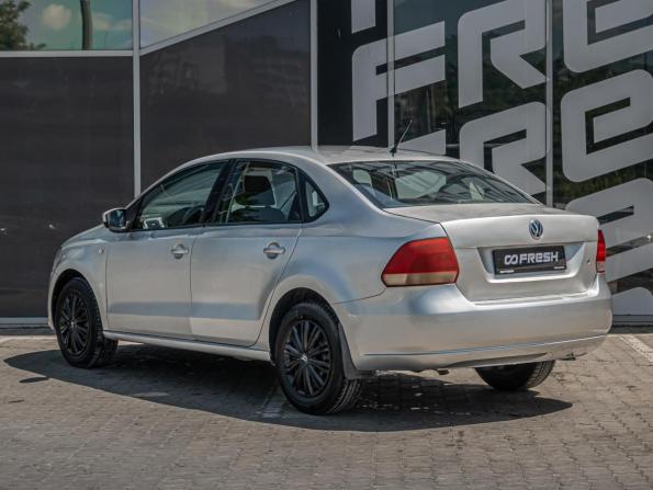 Volkswagen Polo V с пробегом 2012 года, цена 700 000 рублей, 192389 км, седан, Автокод Объявления