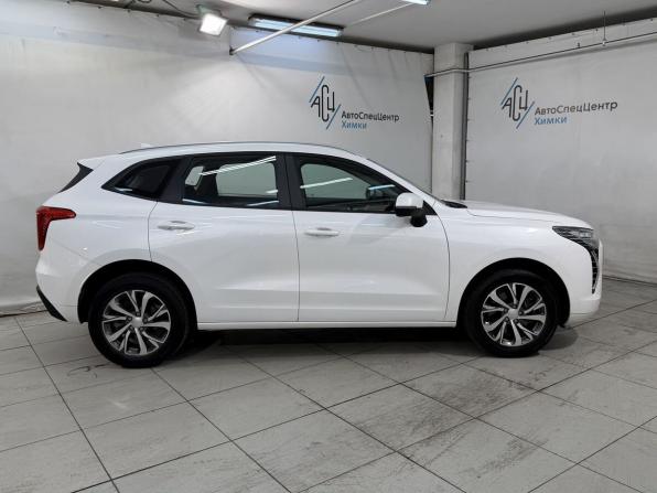 Haval Jolion I с пробегом 2023 года, цена 1 799 800 рублей, 33000 км, внедорожник, Автокод Объявления