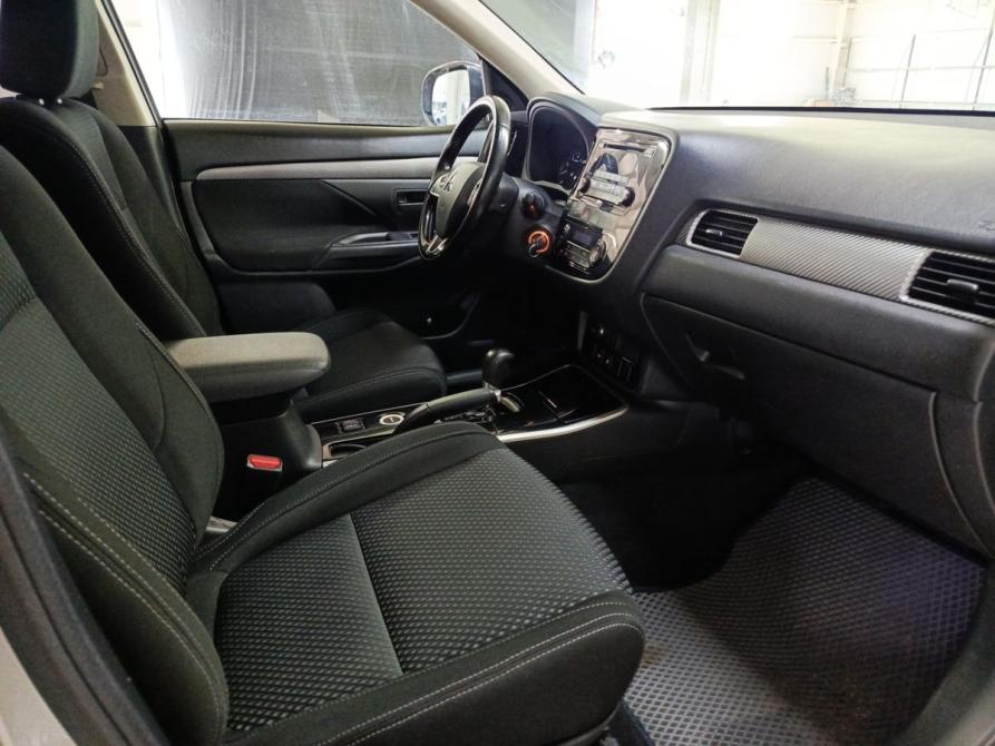 Mitsubishi Outlander III Рестайлинг 2 Набережные Челны  - изображение 13