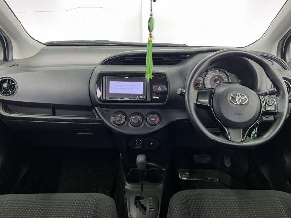 Toyota Vitz III (XP130) Рестайлинг с пробегом 2019 года, цена 1 139 000 рублей, 39600 км, хэтчбек, Автокод Объявления