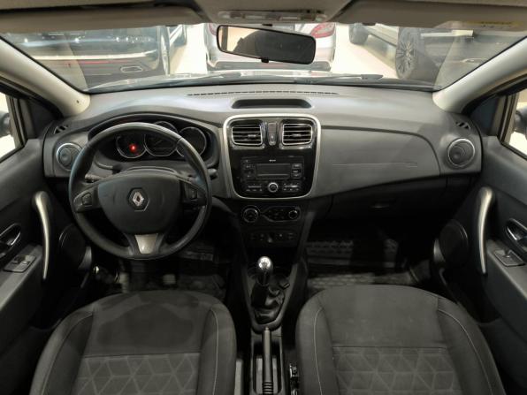 Renault Sandero II с пробегом 2017 года, цена 850 000 рублей, 114477 км, хэтчбек, Автокод Объявления