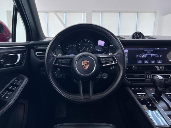 Porsche Macan I Рестайлинг 2 с пробегом 2022 года, цена 7 150 000 рублей, 55295 км, внедорожник, Автокод Объявления