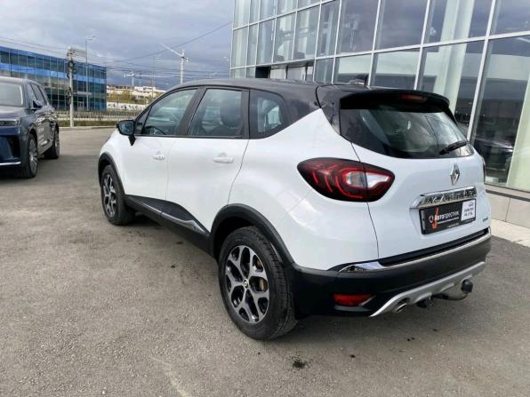 Renault Kaptur I Рестайлинг с пробегом 2021 года, цена 1 545 000 рублей, 159815 км, внедорожник, Автокод Объявления