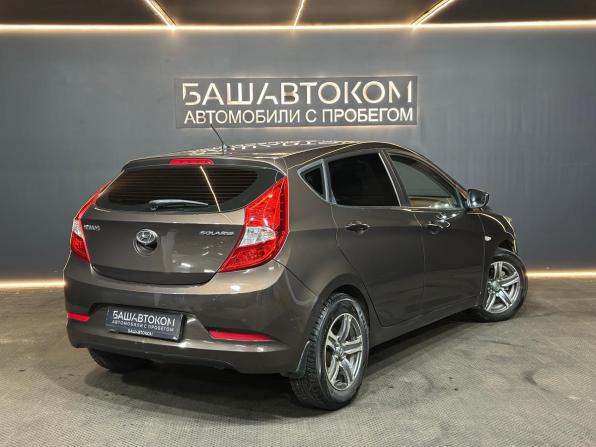 Hyundai Solaris I Рестайлинг с пробегом 2015 года, цена 885 000 рублей, 139633 км, хэтчбек, Автокод Объявления