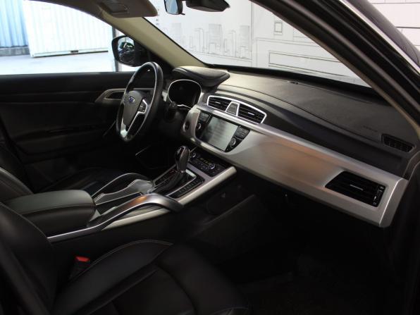 Geely Atlas I с пробегом 2019 года, цена 1 597 000 рублей, 56800 км, внедорожник, Автокод Объявления