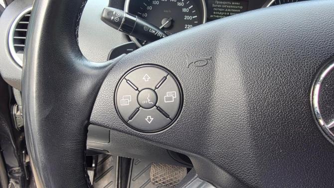 Mercedes-Benz M-Класс II (W164) Рестайлинг с пробегом 2011 года, цена 1 599 000 рублей, 182500 км, внедорожник, Автокод Объявления