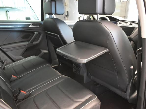 Volkswagen Tiguan II с пробегом 2018 года, цена 2 649 000 рублей, 143147 км, внедорожник, Автокод Объявления