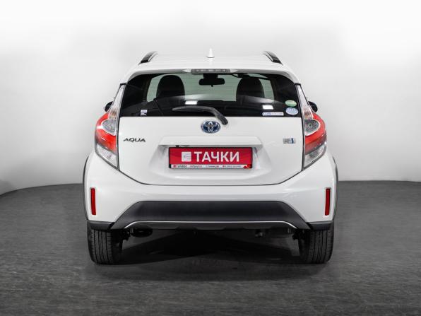 Toyota Aqua I Рестайлинг 2 с пробегом 2017 года, цена 1 329 500 рублей, 75357 км, хэтчбек, Автокод Объявления