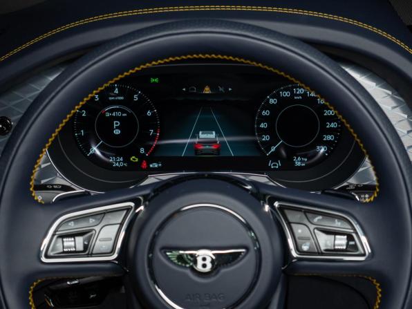 Новый Bentley Bentayga I Рестайлинг 2026 года, цена 47 700 000 рублей, внедорожник, Автокод Объявления
