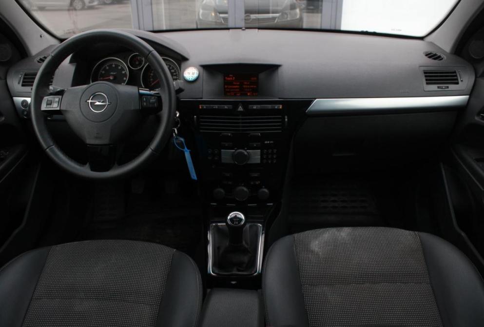 Opel Astra H Рестайлинг Саратов  - изображение 20