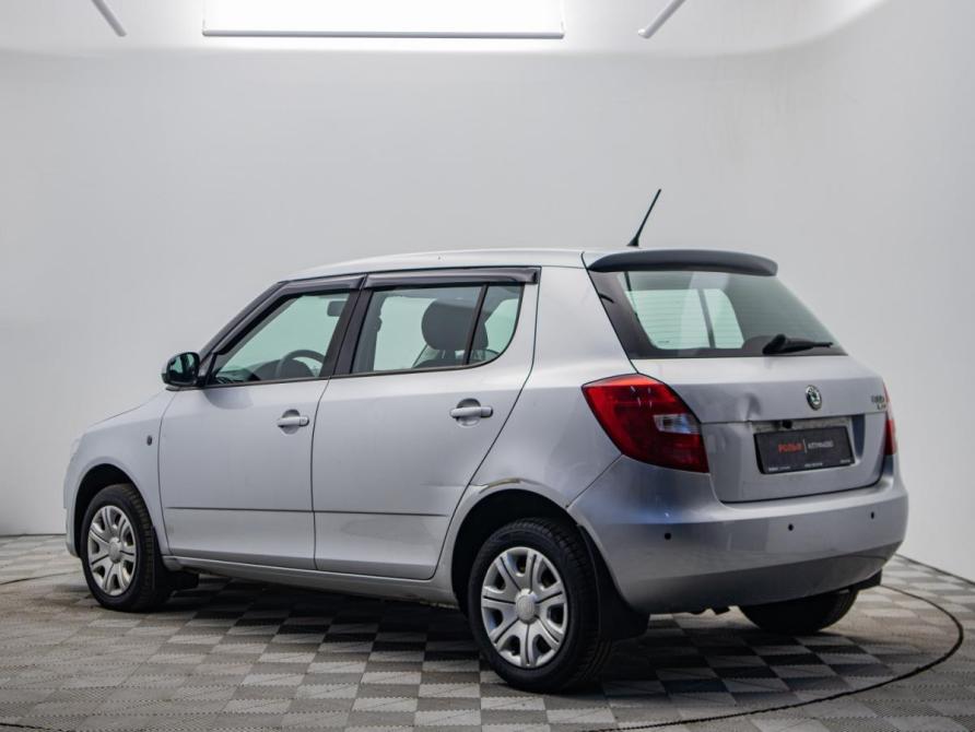 Skoda Fabia II Рестайлинг Москва  - изображение 7