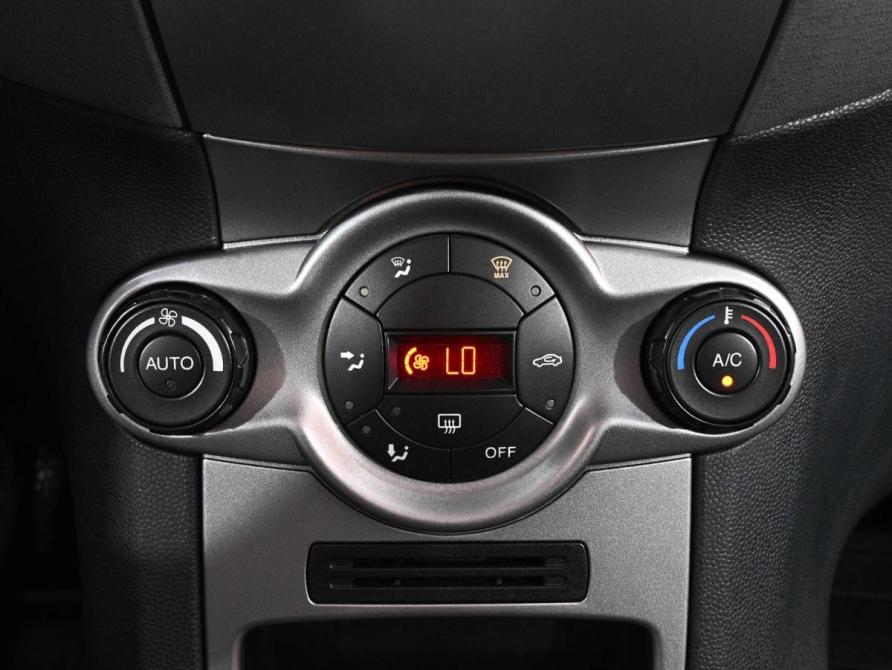 Ford Fiesta Mk6 Ростов-на-Дону  - изображение 15