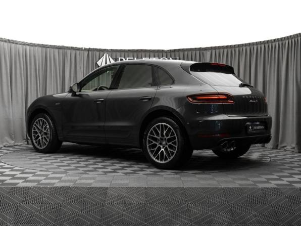 Porsche Macan I с пробегом 2016 года, цена 4 590 000 рублей, 77552 км, внедорожник, Автокод Объявления