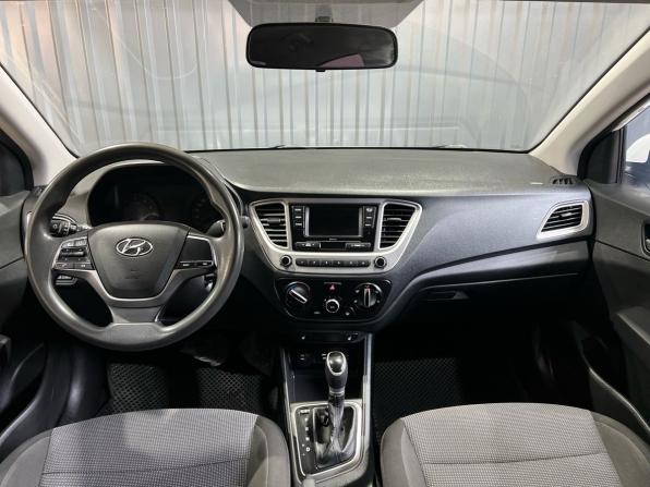 Hyundai Solaris II Рестайлинг с пробегом 2021 года, цена 1 479 900 рублей, 99600 км, седан, Автокод Объявления